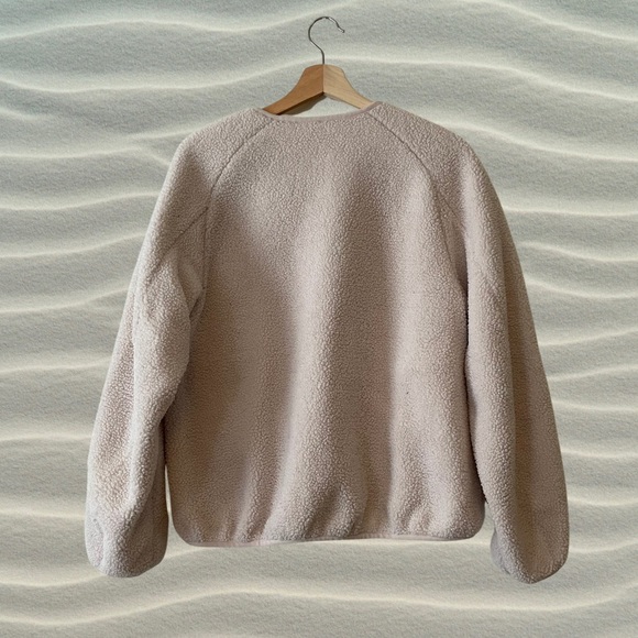 UNIQLO fleece jacket - Picture 2 of 2